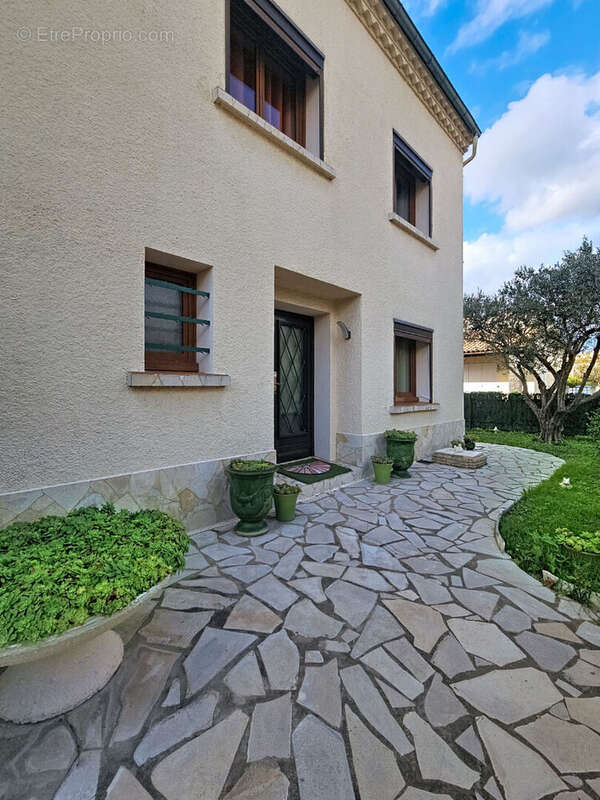 Maison à NIMES