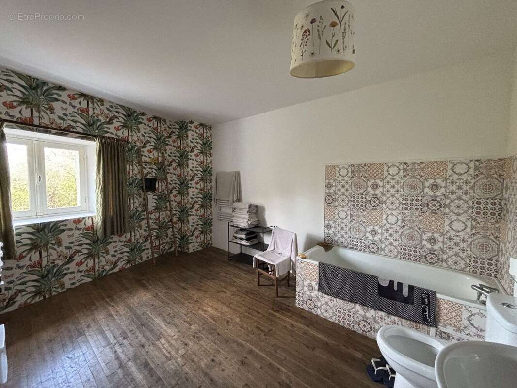 Maison à RUFFEC
