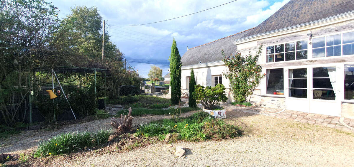 Maison à SAINT-MATHURIN-SUR-LOIRE