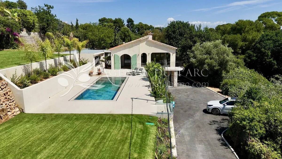 Villa de charme 216 m2+ 199 m2 de possibilité d’agrandissement - photo 4