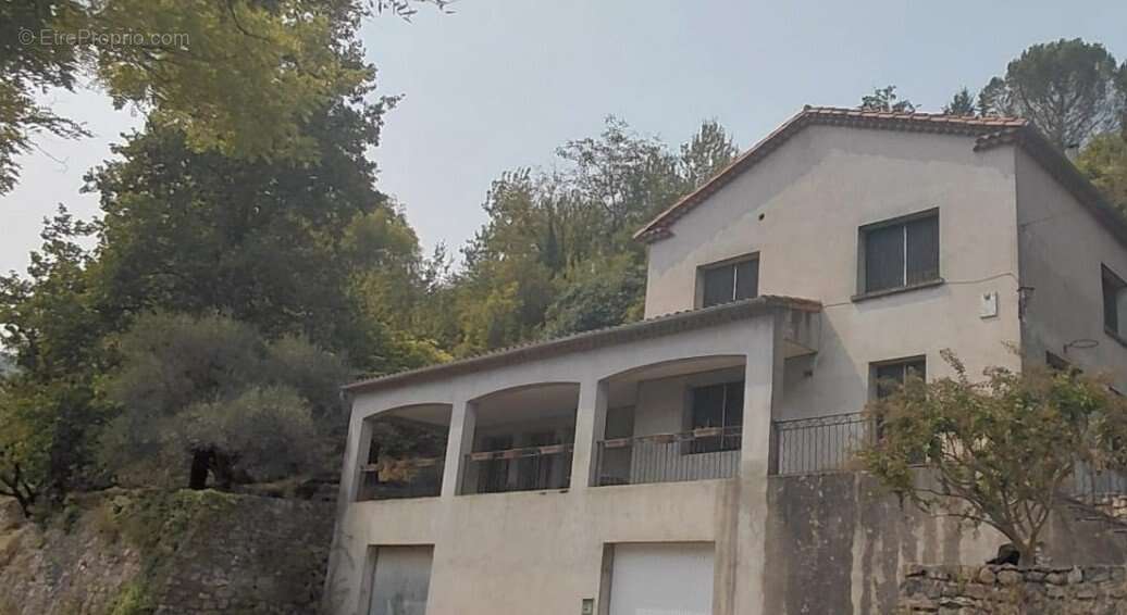 Maison à MOLIERES-CAVAILLAC