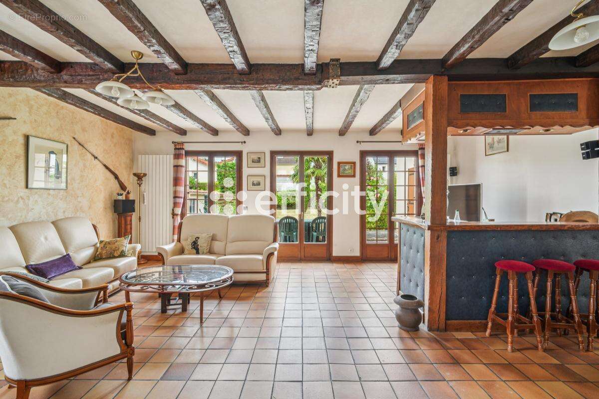 Maison à GAGNY