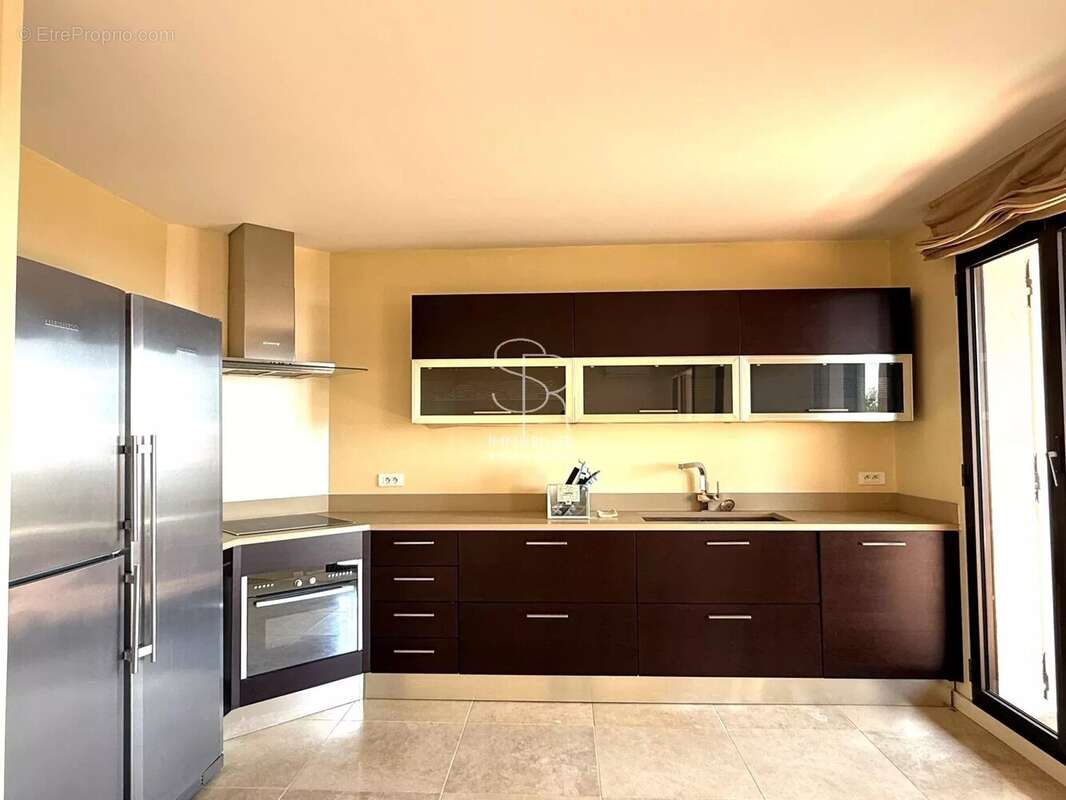 Appartement à VILLENEUVE-LOUBET