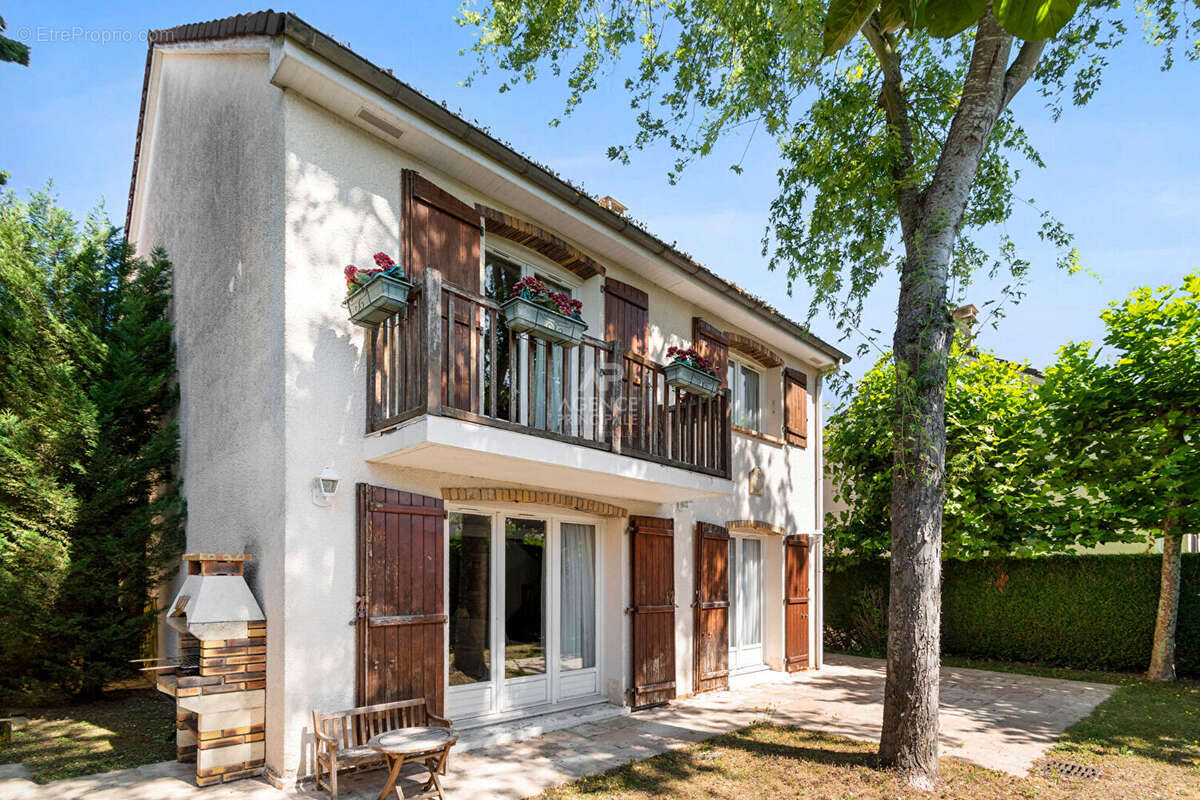Maison à SAINT-GERMAIN-EN-LAYE