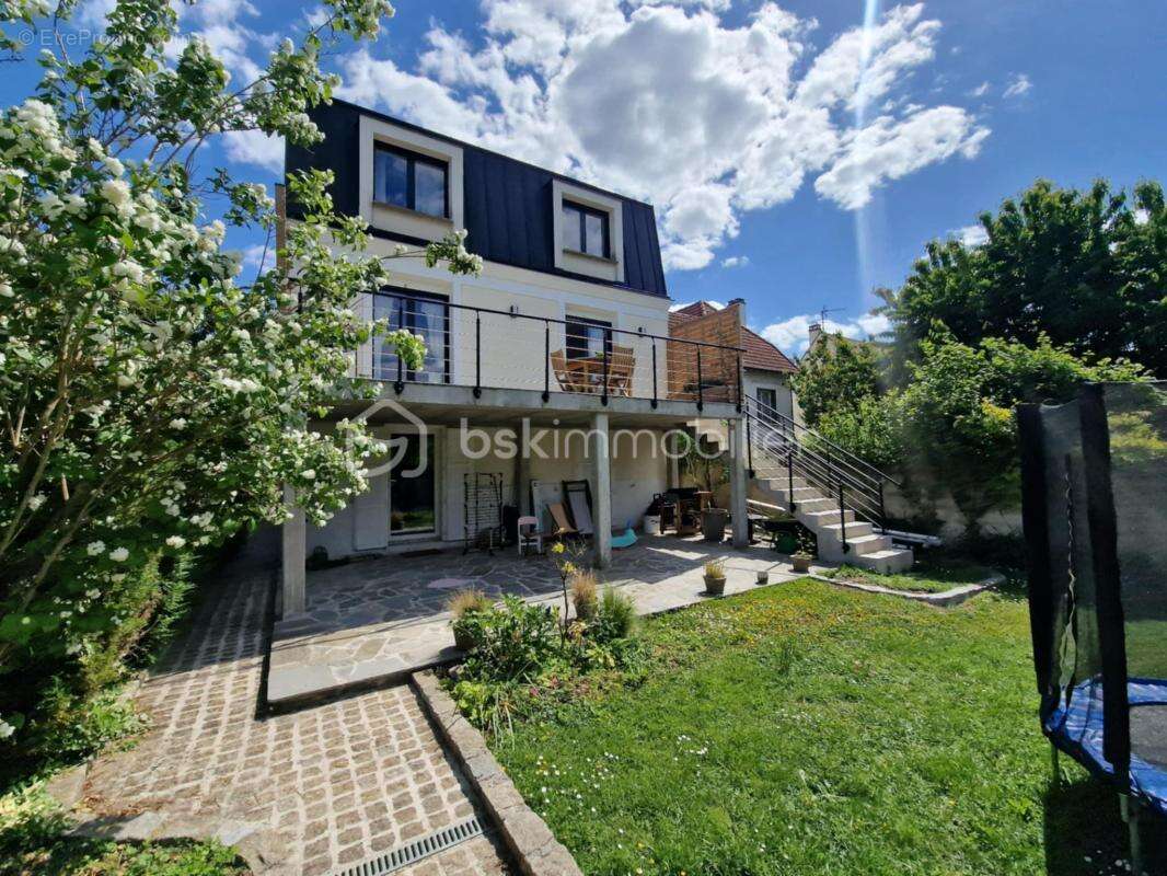 Maison à GOURNAY-SUR-MARNE