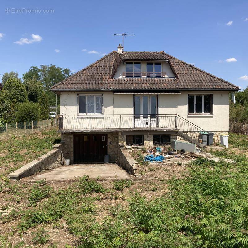 Maison à VINNEUF