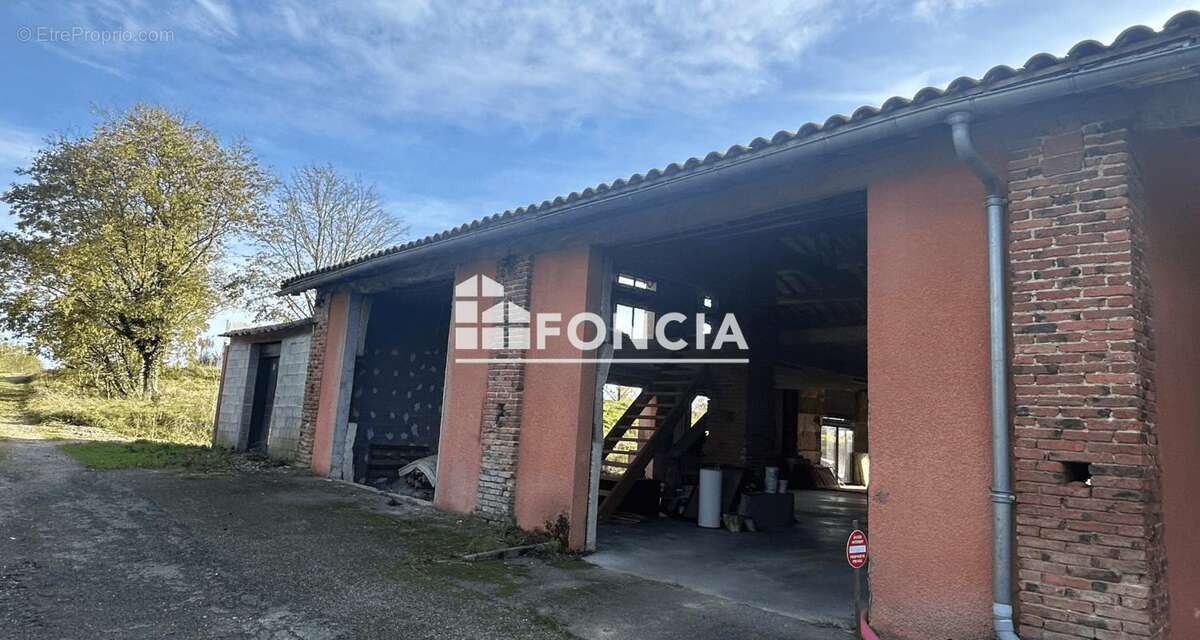 Maison à DREMIL-LAFAGE