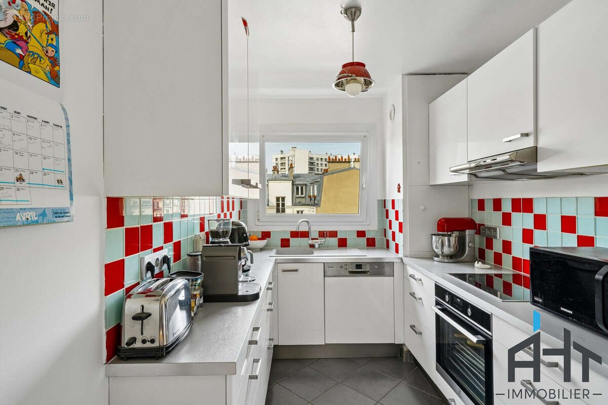 Appartement à PARIS-12E