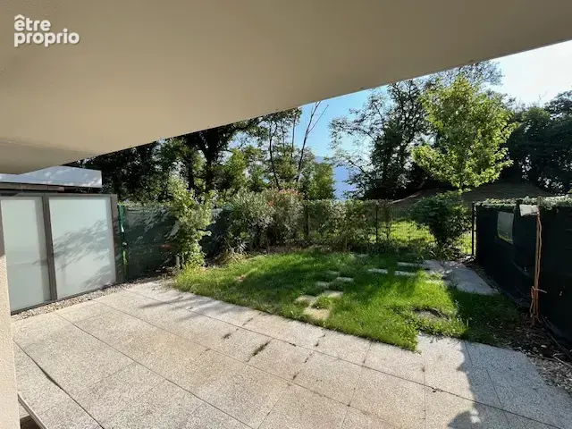 Sassenage -  t2 en rez de jardin - photo 2