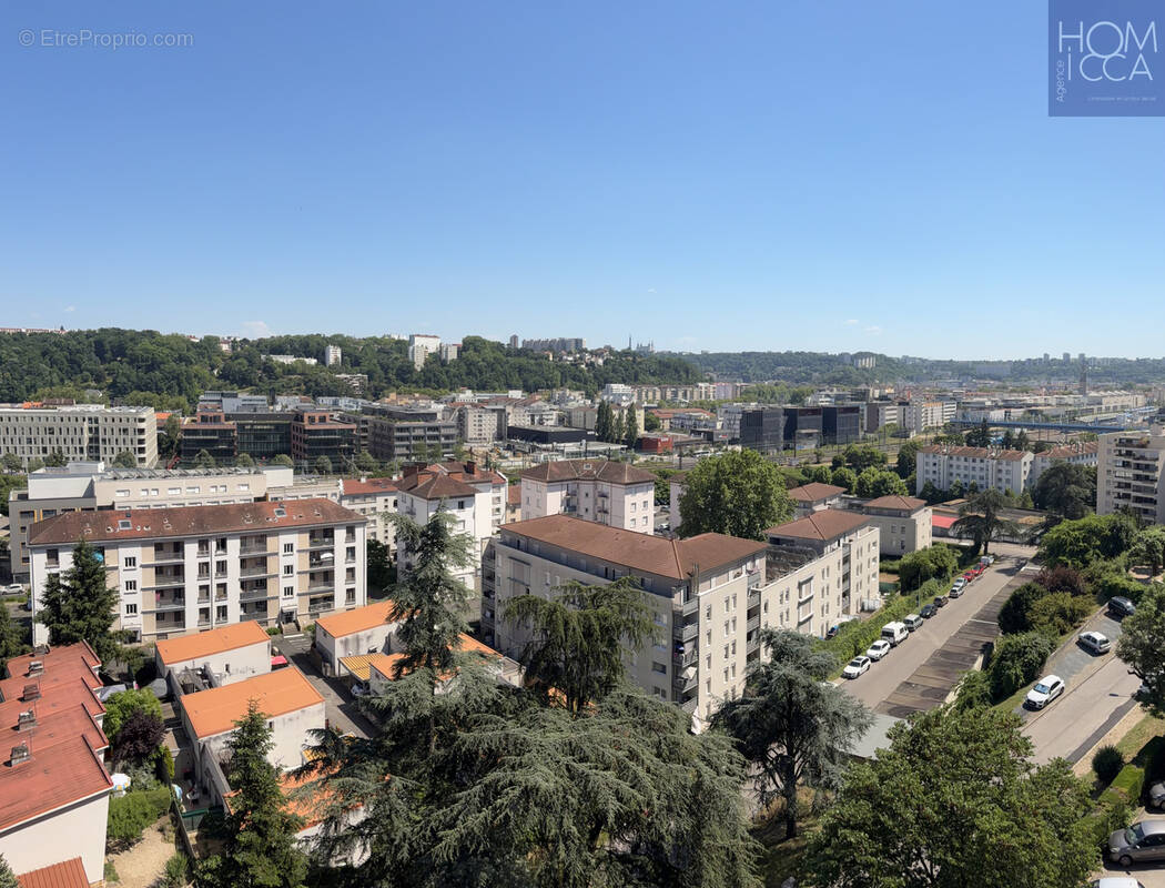 Appartement à LYON-9E