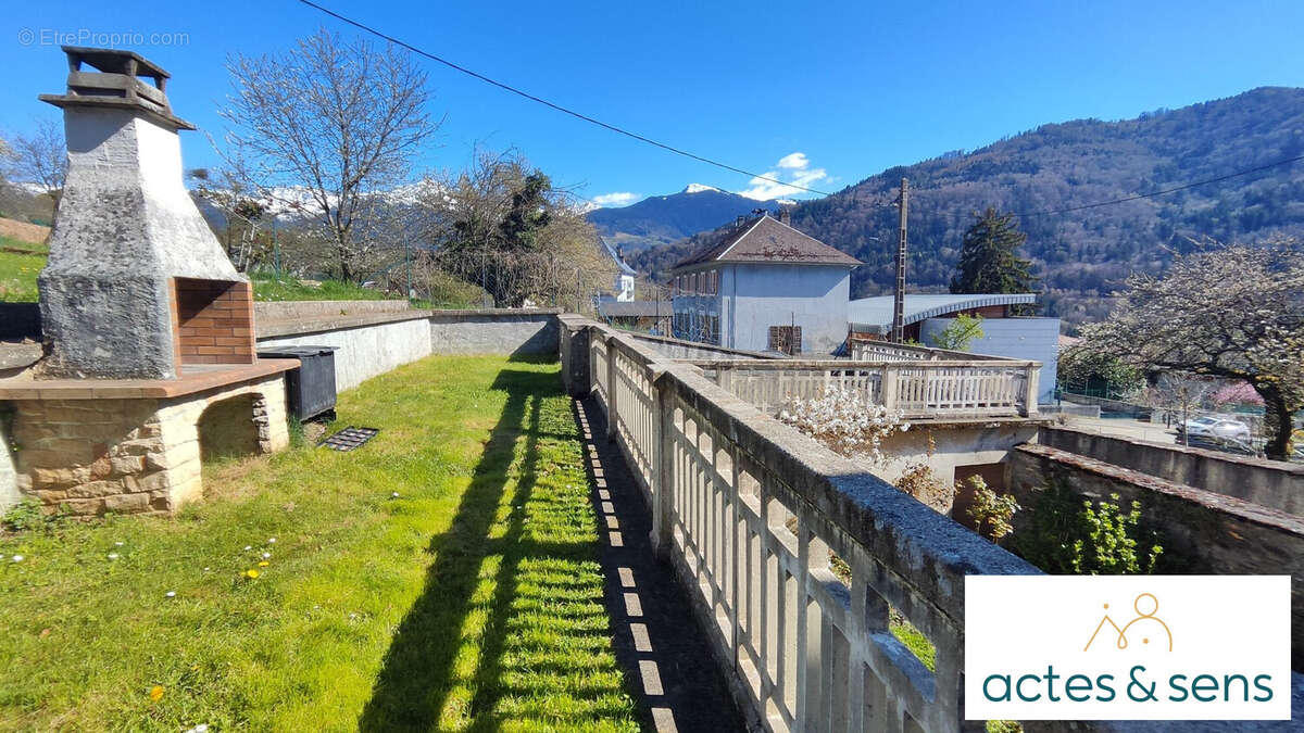 Maison à LA CHAPELLE-BLANCHE