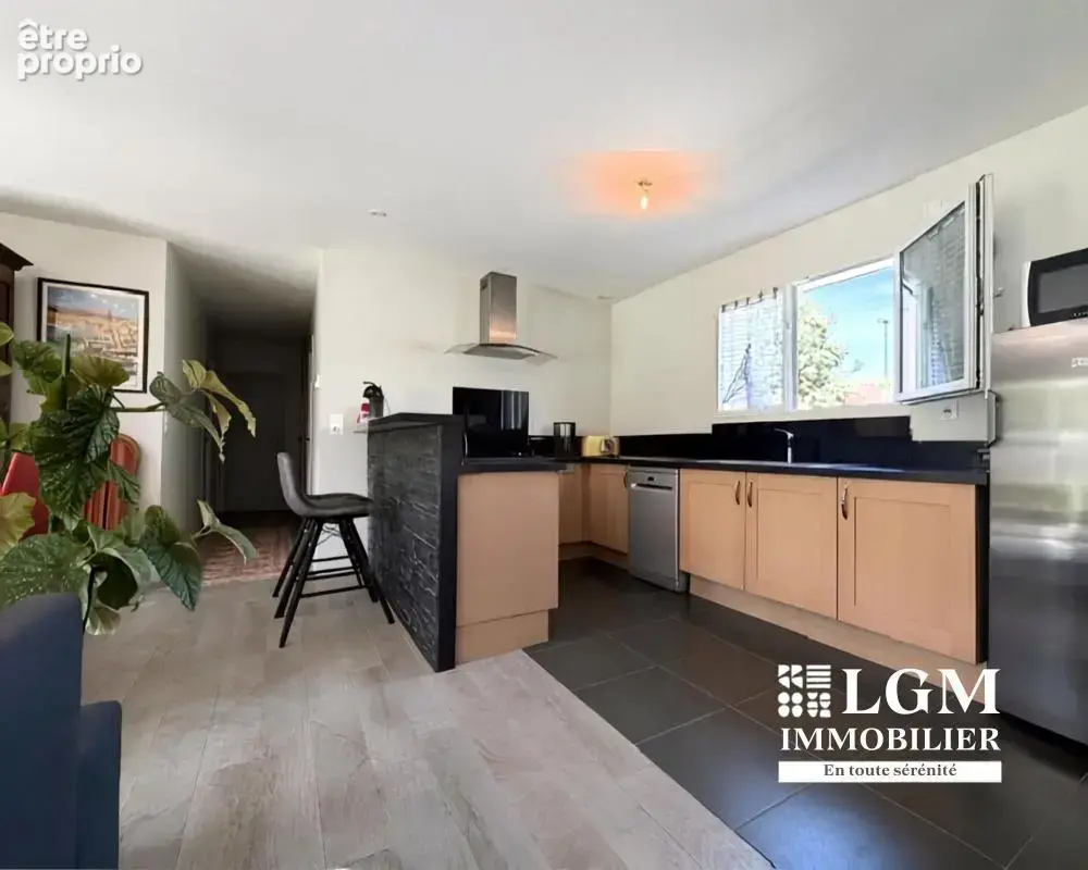 63320 Saint-Diéry – Maison récente de plain-pied 96 m², 3 chambres, terrasse sud, vue dégagée - photo 2