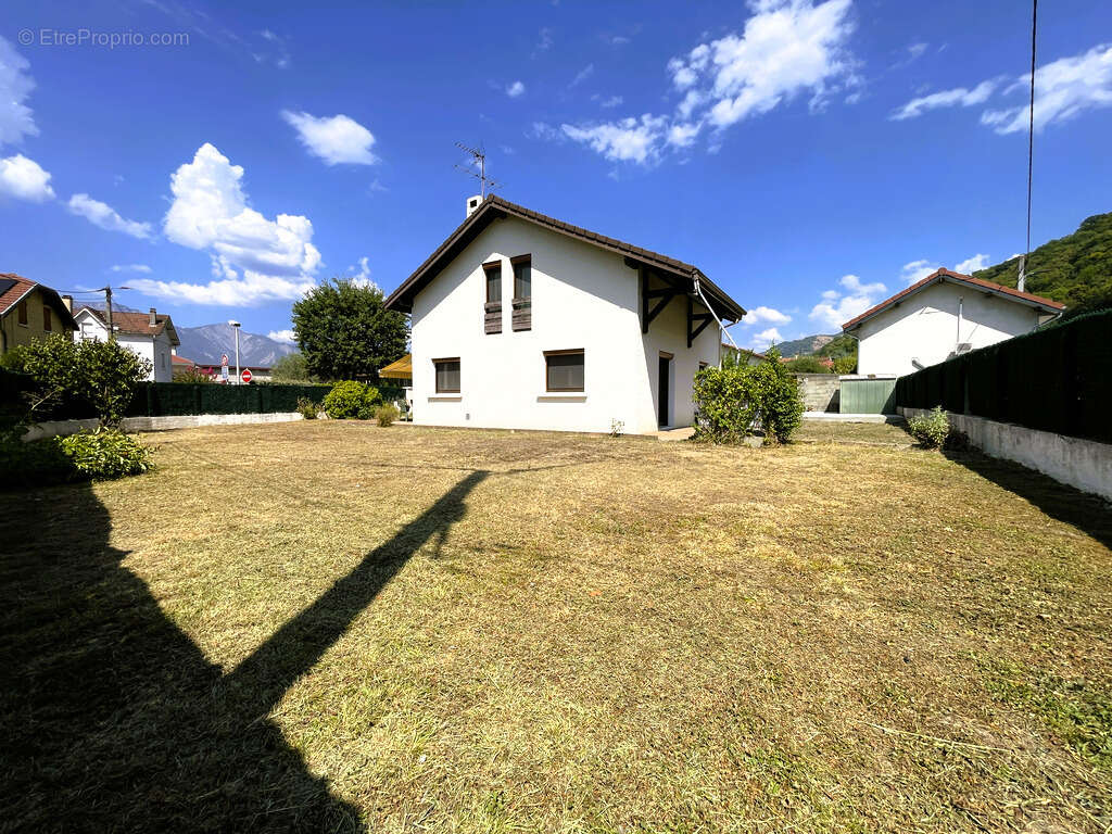 Maison individuelle et garage sur terrain clos - photo 27