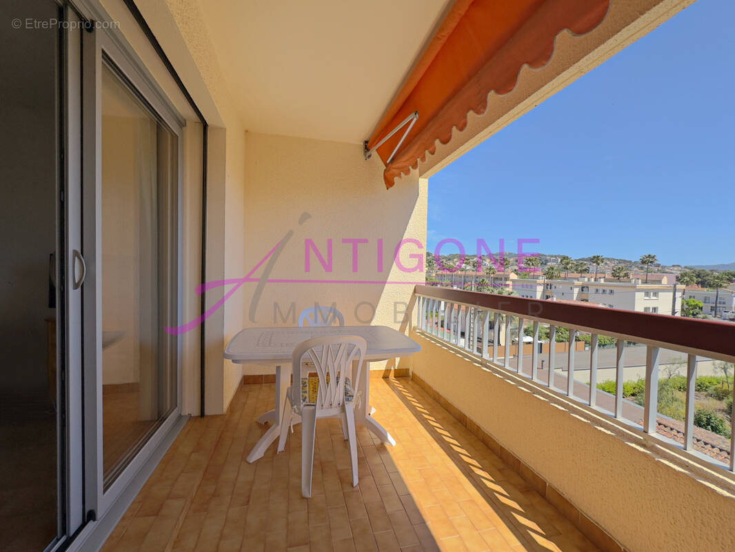 Appartement à SANARY-SUR-MER