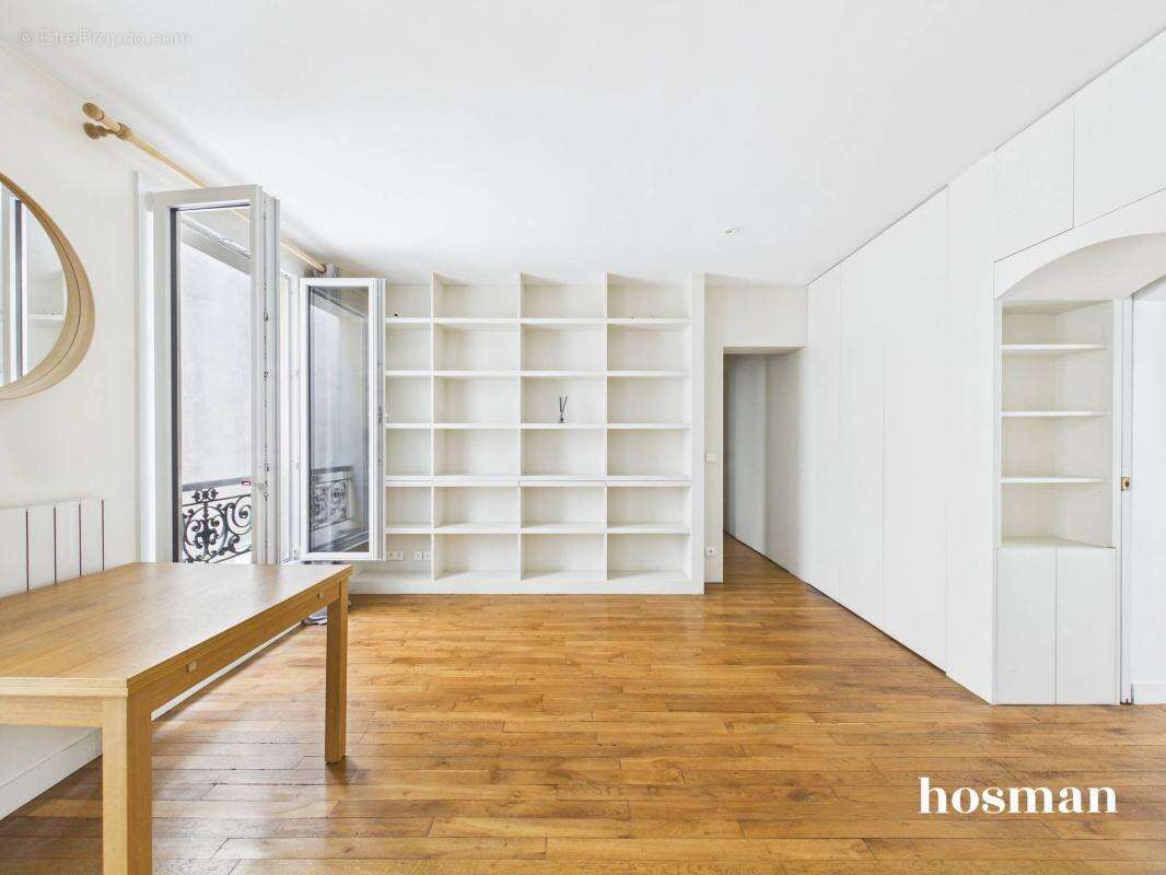 Appartement à PARIS-11E