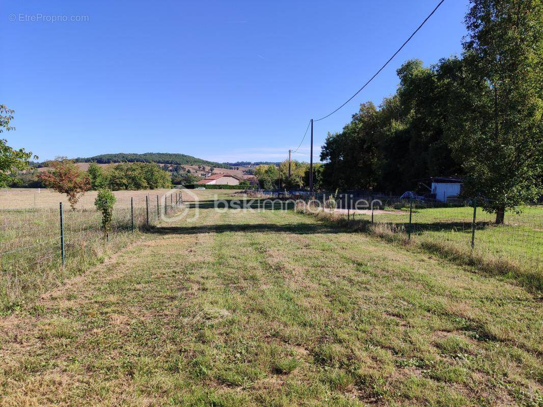 Terrain à SAINT-ANTOINE