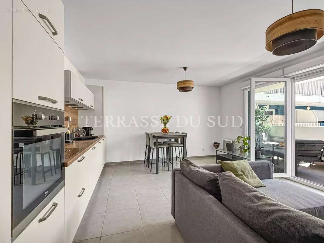 Appartement à MARSEILLE-8E