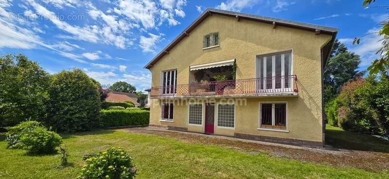 Maison à vendre 9 pièces PAU (64) Rare– Entre Trespoey et Allées de Morlaàs – 260 m² et 1300M2 de terrain - photo 15