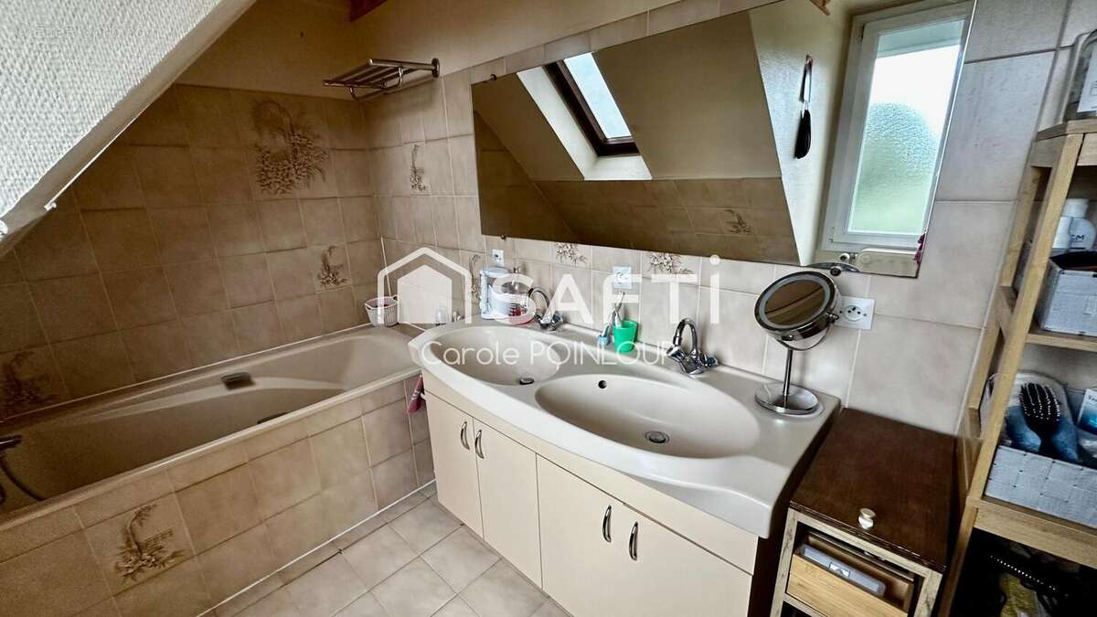 Photo 9 - Maison à OZOIR-LA-FERRIERE