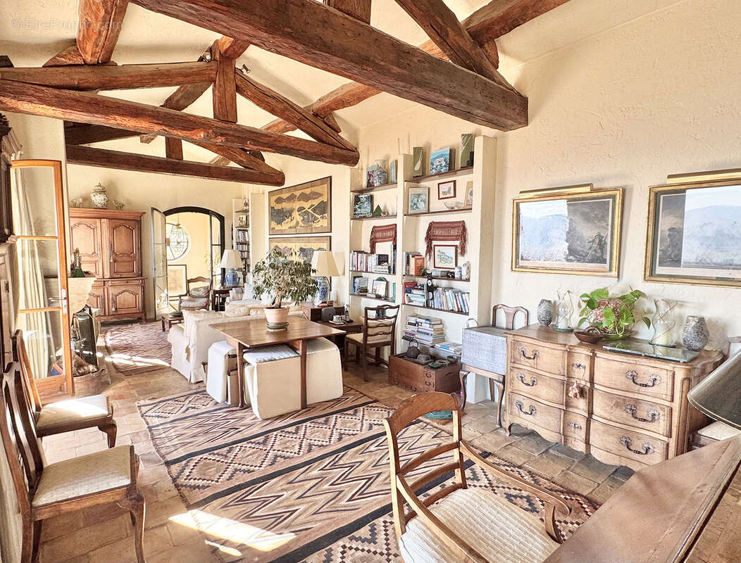 Maison à SPERACEDES