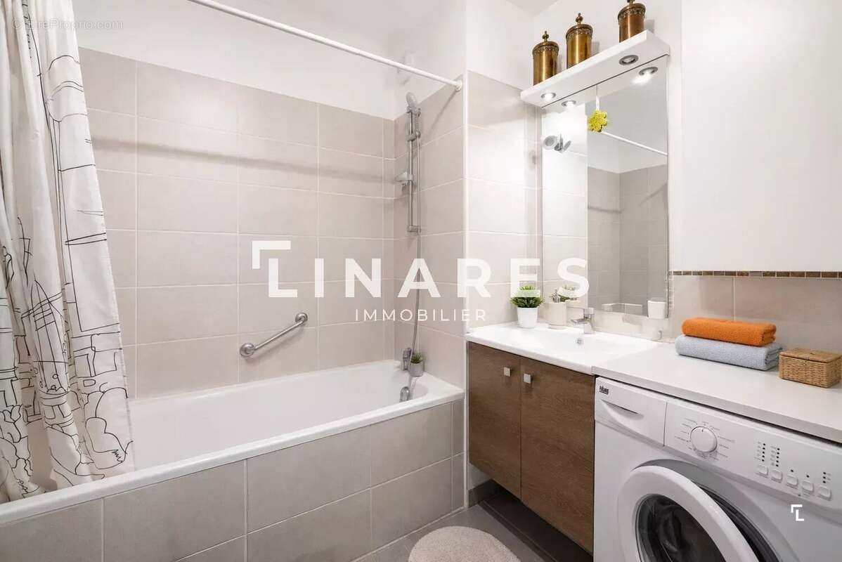 Appartement à MARSEILLE-9E