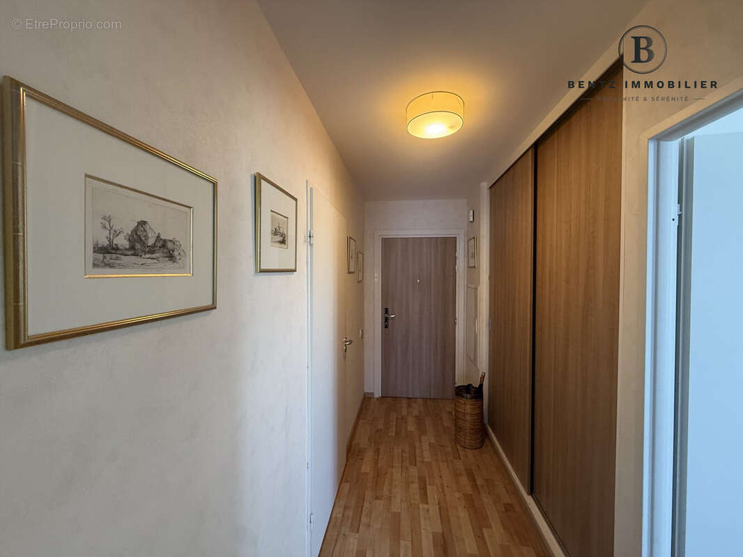 Entrée appartement - Appartement à OBERHAUSBERGEN
