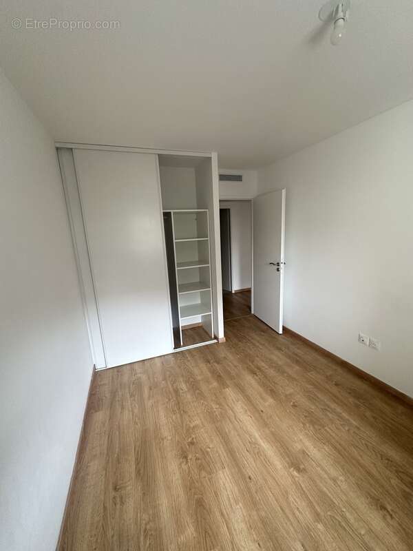 Appartement à MARSEILLE-6E