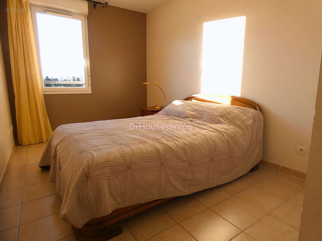 Appartement à MARSEILLE-9E