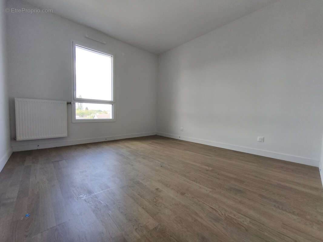 Appartement à PUSIGNAN