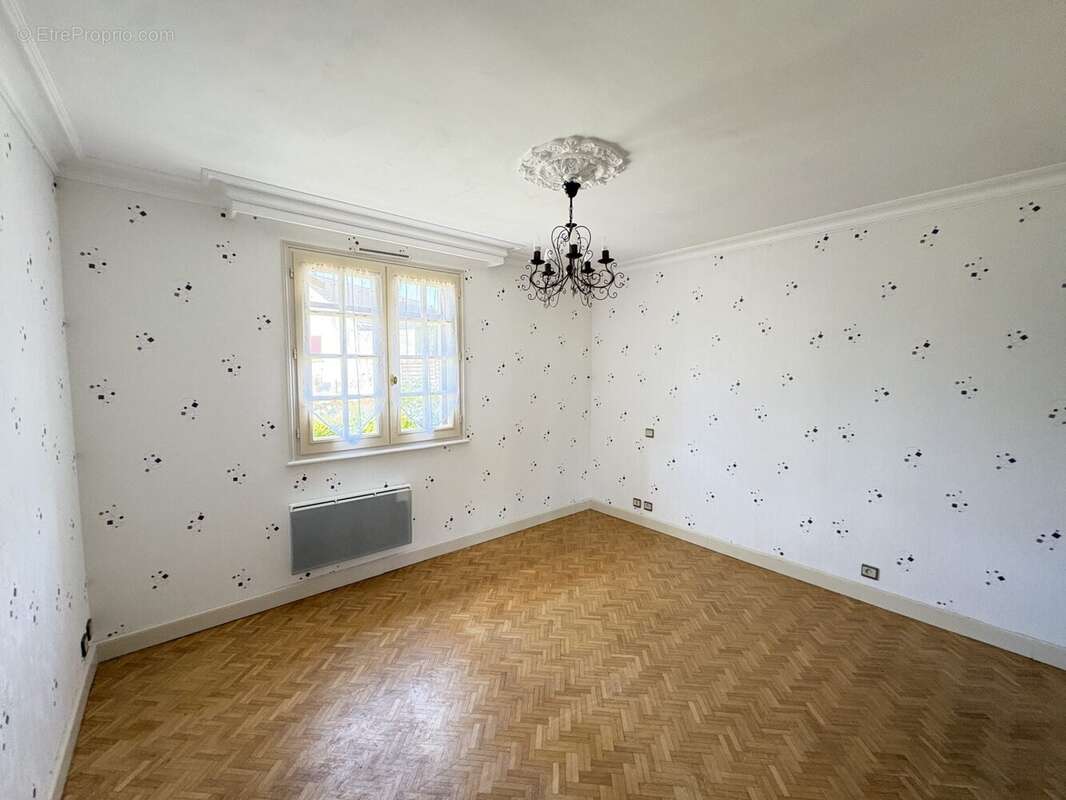 Maison à SAINT-PRIVAT