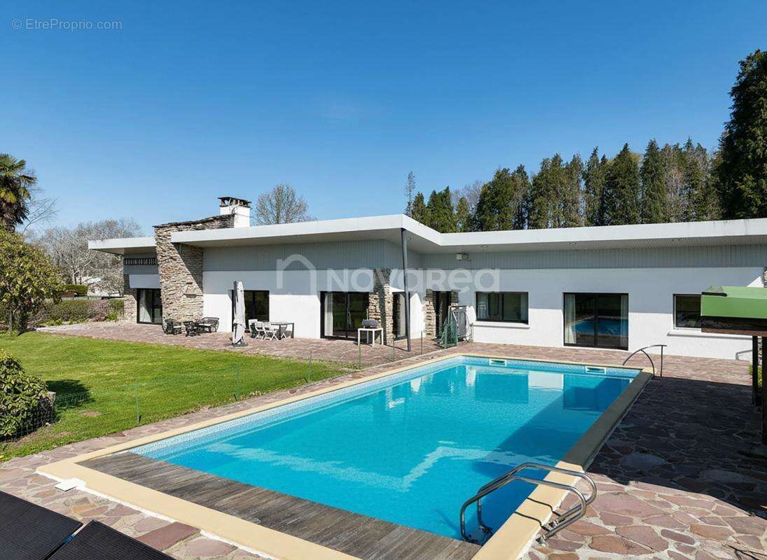 Maison à IDRON