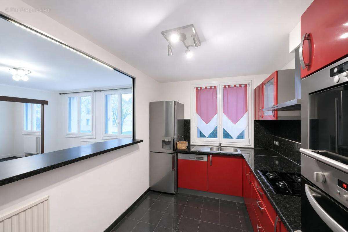 Appartement à VILLIERS-LE-BEL