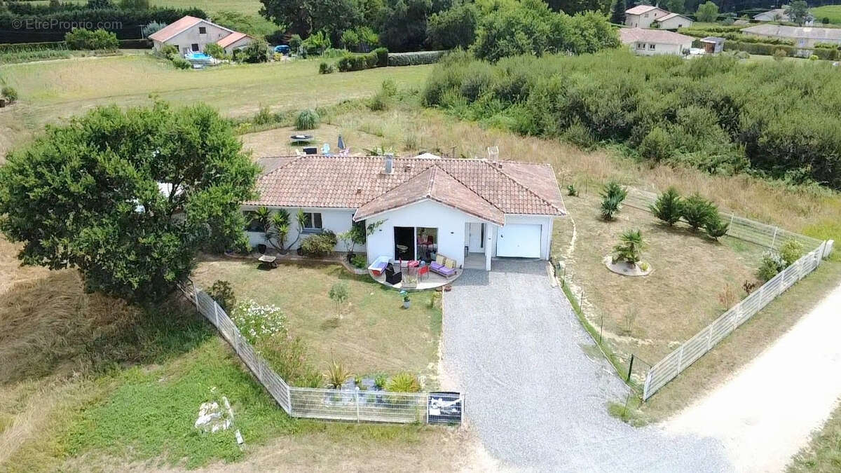 Maison Hagetmau 5 pièce(s) 102 m2 - photo 10