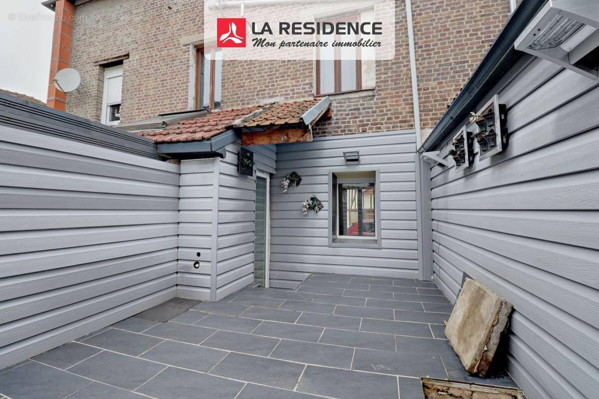 Maison à PONT-DE-L&#039;ARCHE