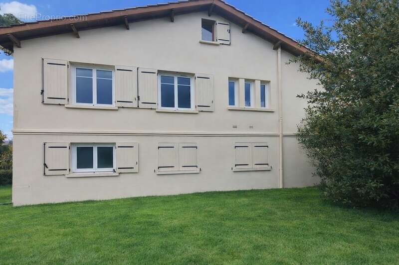 Maison à PORT-SAINTE-FOY-ET-PONCHAPT