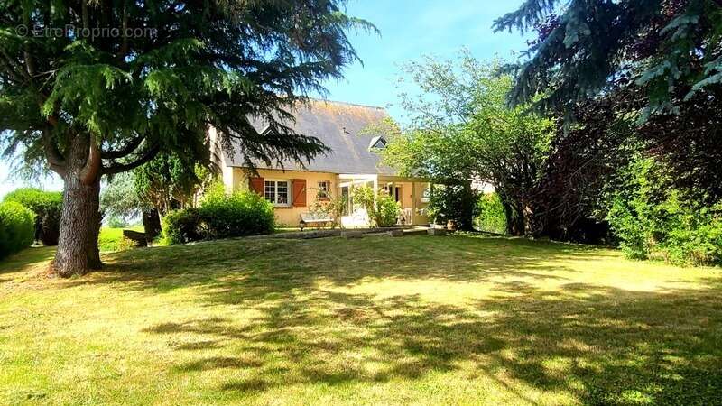 Maison à MIGNIERES