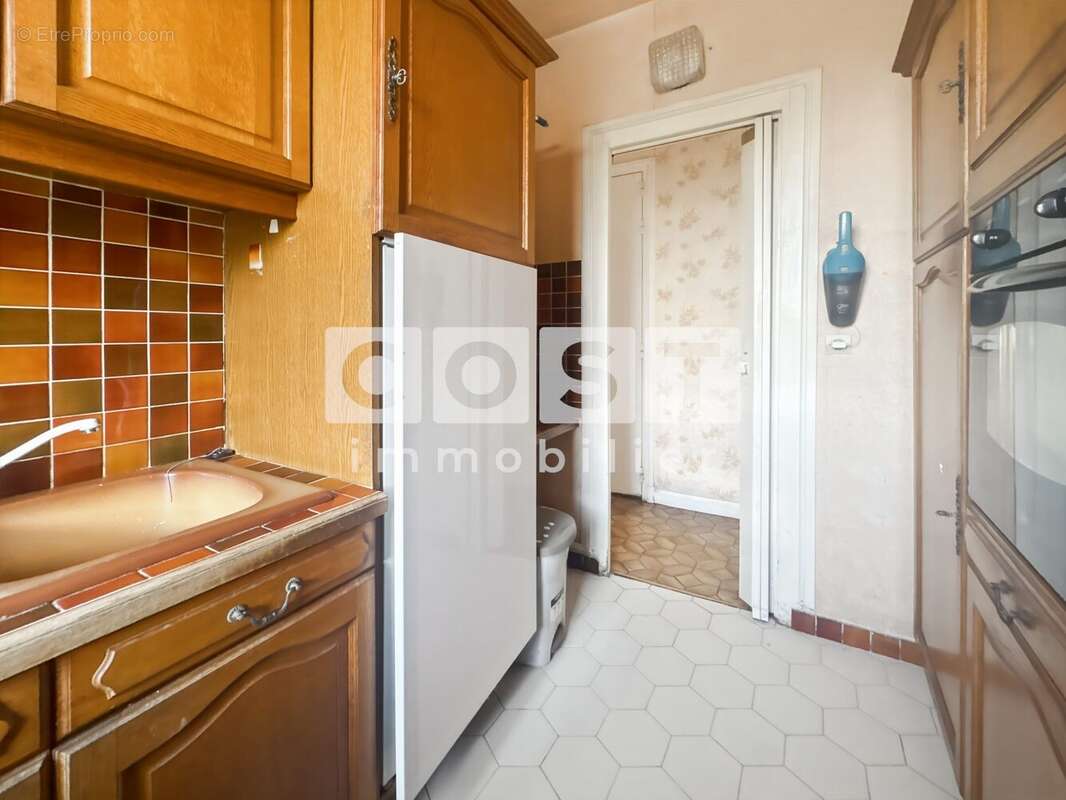 Appartement à LA GARENNE-COLOMBES
