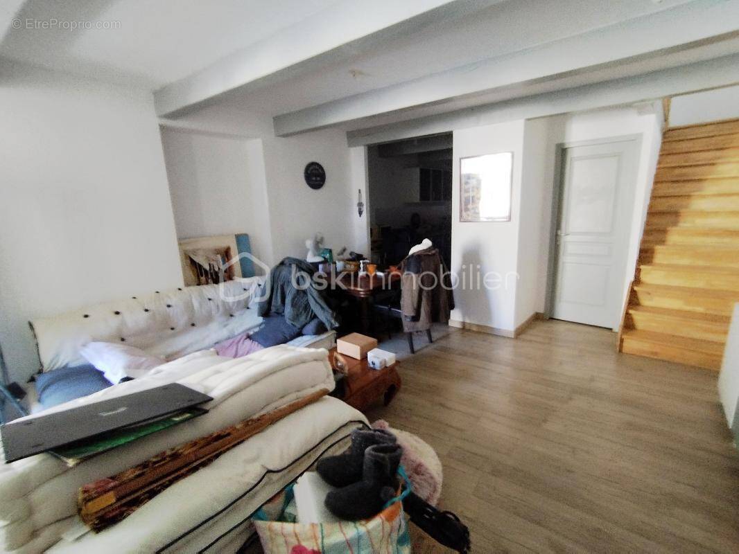appartement et local commercial - photo 1