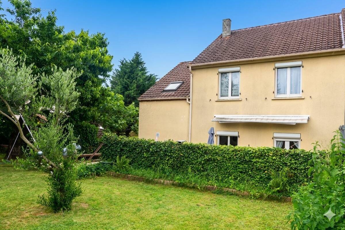 Maison à SOIGNOLLES-EN-BRIE