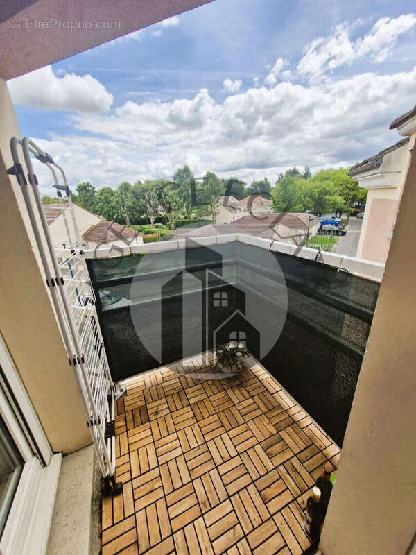 Appartement à BAILLY-ROMAINVILLIERS