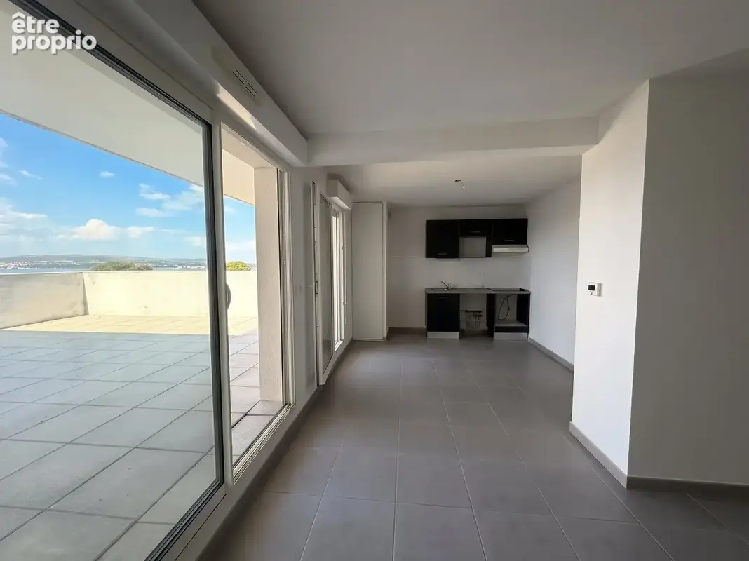 Appartement T3 64 m² + 35 m² de terrasse et vue panoramique... - photo 7
