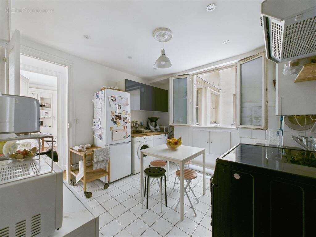 Appartement à PARIS-9E
