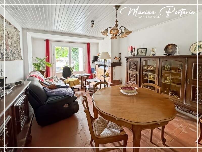 Maison à CASTERA-VERDUZAN
