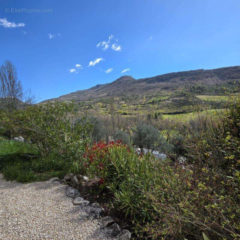 Maison à BUIS-LES-BARONNIES