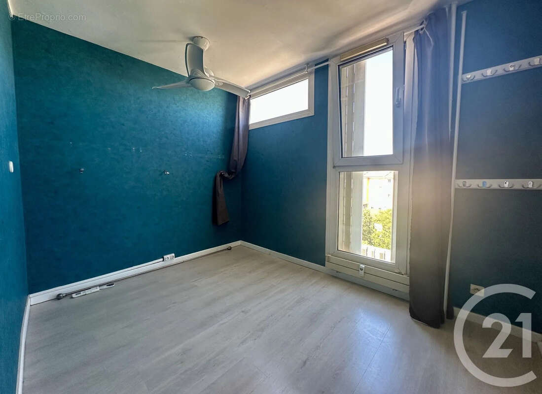 Appartement 76 m² à Villeurbanne  - photo 11