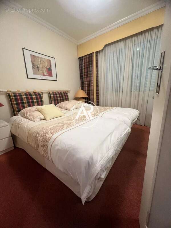 Appartement à ROQUEBRUNE-CAP-MARTIN