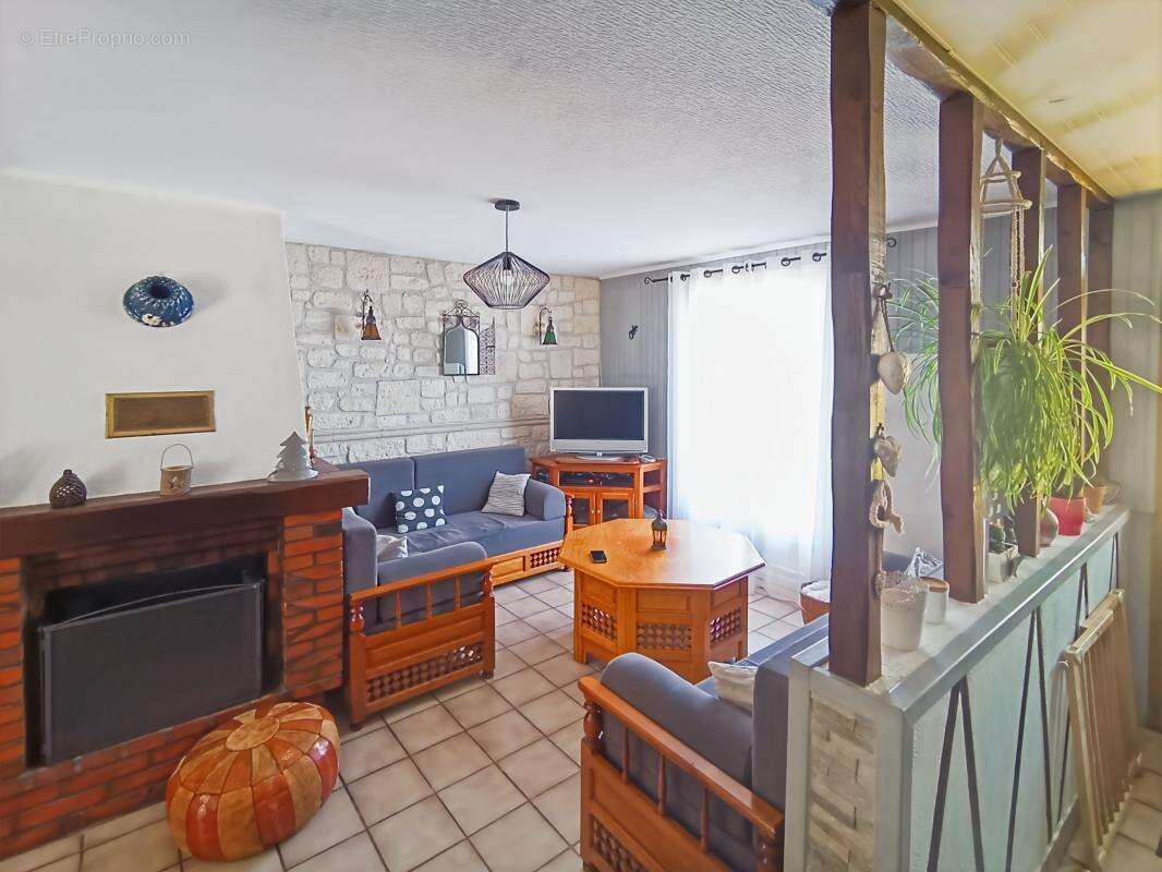 Maison à MENESTREAU-EN-VILLETTE