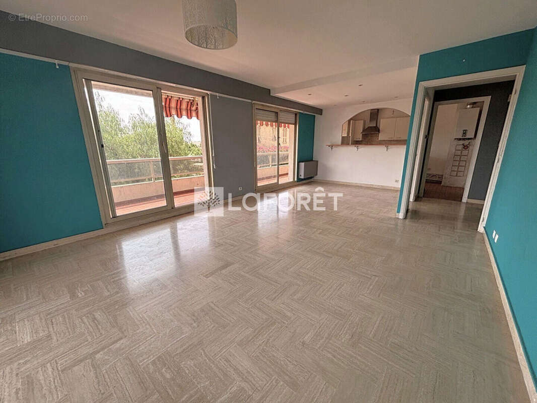 Appartement Saint Laurent Du Var 3 pièce(s) 78 m2 - photo 2