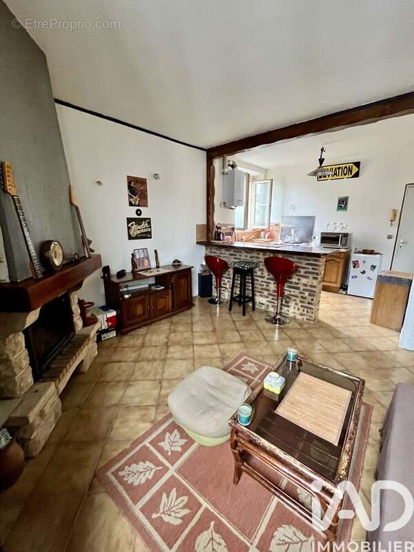 Photo 3 - Appartement à CORBEIL-ESSONNES