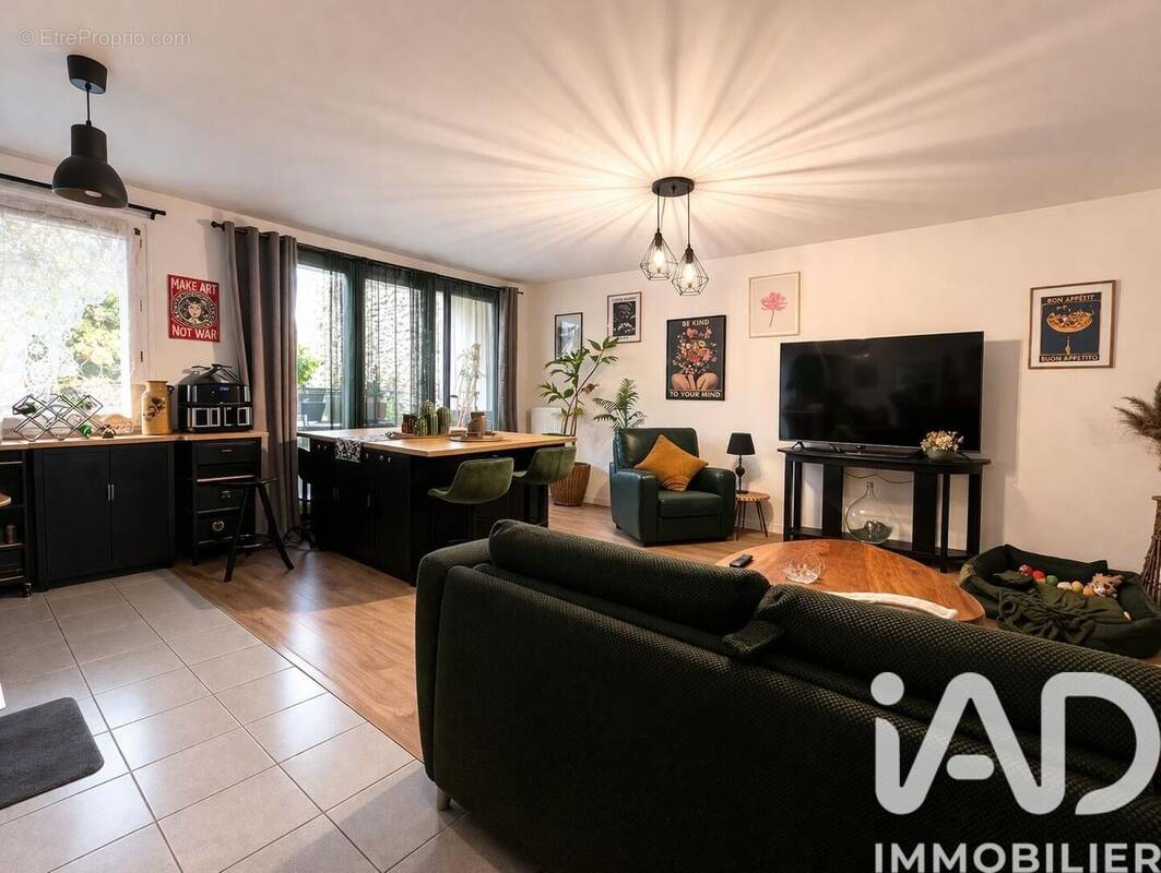 Photo 1 - Appartement à CORBEIL-ESSONNES